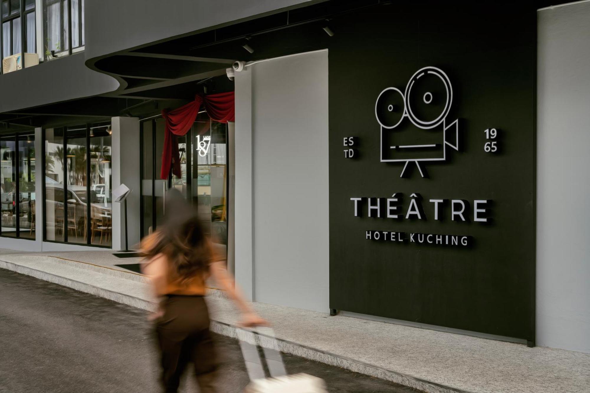 Theatre Hotel Kuching Zewnętrze zdjęcie